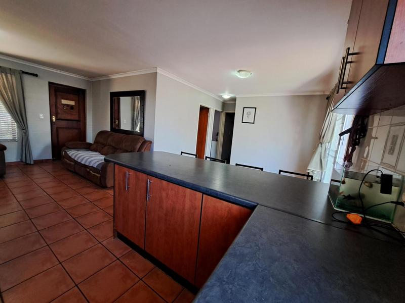 3 Bedroom Property for Sale in Vredekloof East Western Cape